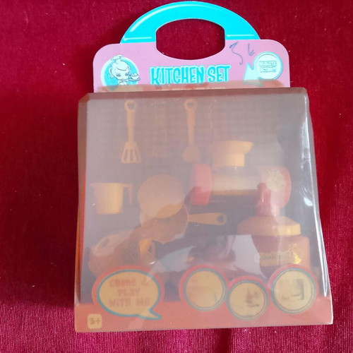 Collectible Kitchen-Set toy sealed, new, 1980-1990