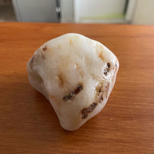 White quartz with natural spots new