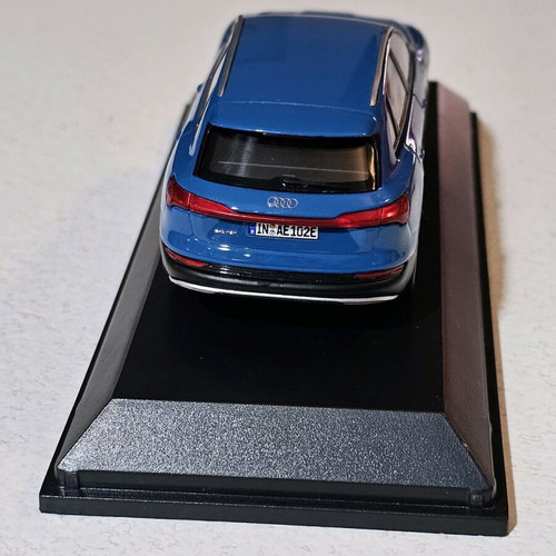 Audi E-Tron model Spark 1:43 used, collectible