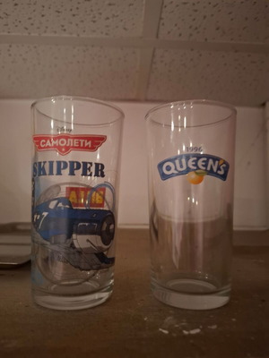 Glass water cups new, set of 2