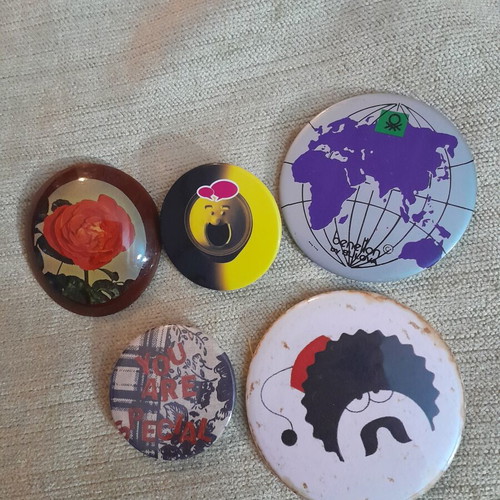 Vintage pin set used