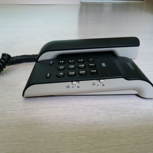 Alcatel office phone like new, black, corded