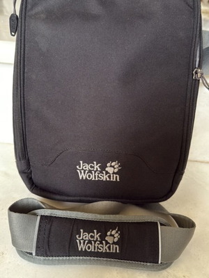 Jack Wolfskin shoulder bag like new, for laptop or large tablet