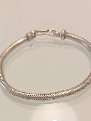 Vintage silver bracelet like new unisex 19.7 cm length