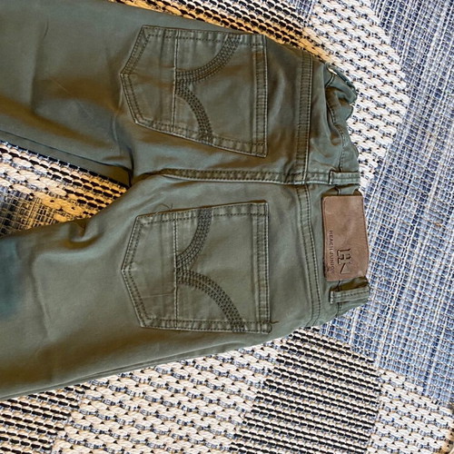 Silvian Heach kids pants like new, size 92 cm, olive