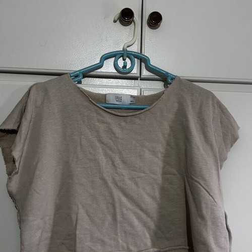 Collectiva Noir sleeveless crop top, beige, size M/L