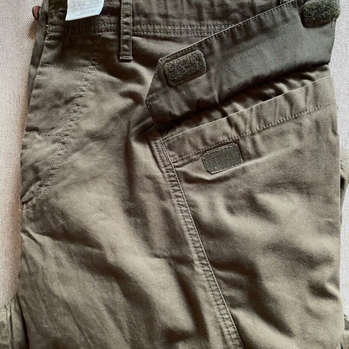 Nike men's wide cargo pants like new, brown