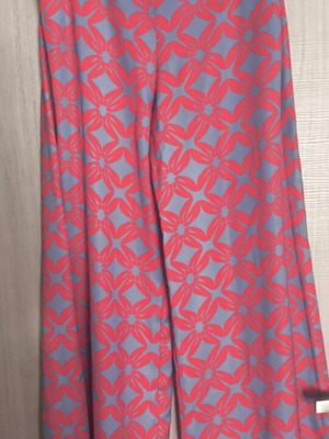 Summer Floral Palazzo Pants like new, elastic waist, side zipper, pockets