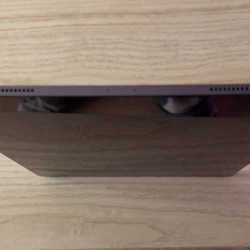 iPad Pro 4th Gen WiFi 128GB 2020 like new