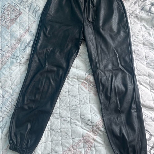 Leather pants like new, size M, black