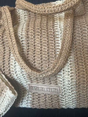 Intimissimi shoulder bag new with detachable clutch and lining