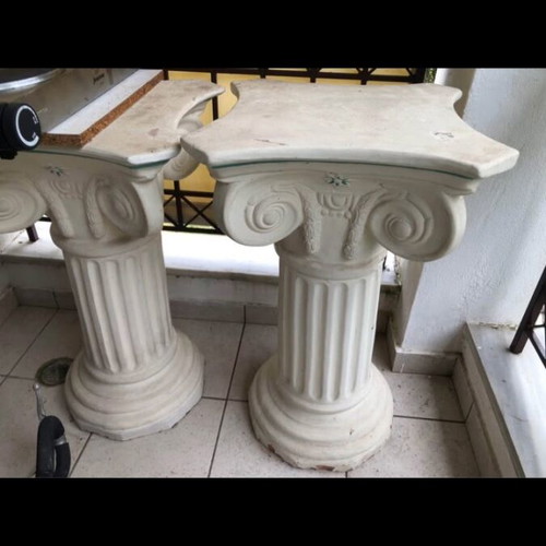 Clay columns used for table base