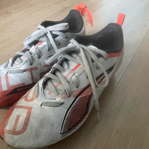 Puma football shoes used, studs, size 37, white orange