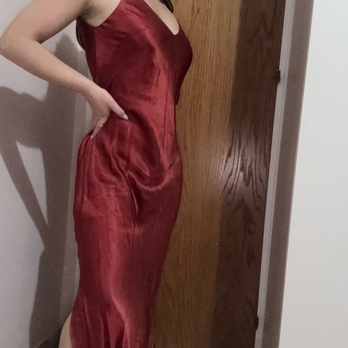 Satin maxi dress with side slit new, red