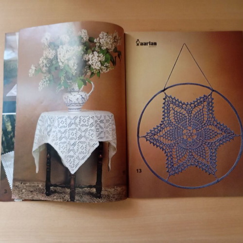 Primizie di Moda book used, crochet filet decorations