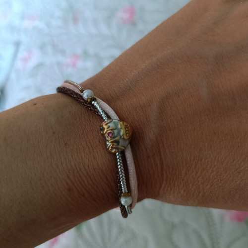 Handmade wrist bracelet like new, gray and silver