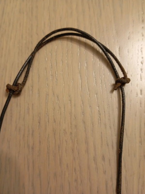 Mataki with adjustable strap used