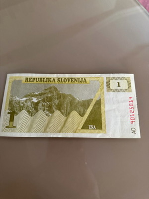 Slovenian 1990 Tolar banknote uncirculated like new