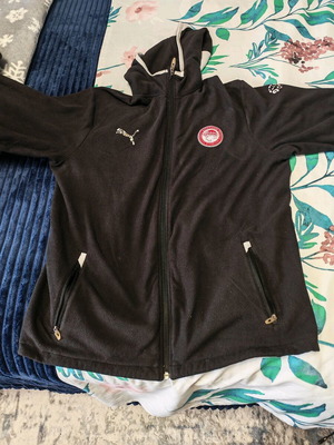 Puma Olympiakos fleece jacket used, size Large
