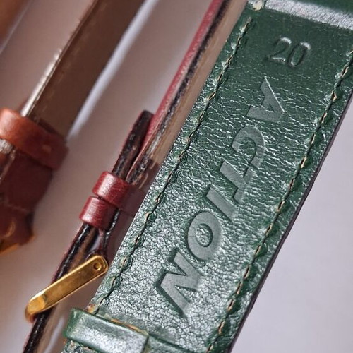 Luxury leather watch straps set of 8, like new, 18 mm and 20 mm