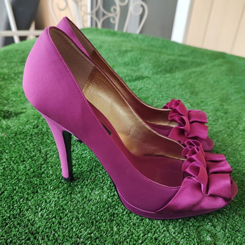Peep toe satin pumps new Nina New York by NAK SHOES purple