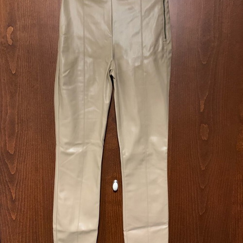 Zara beige leather pants like new, size S