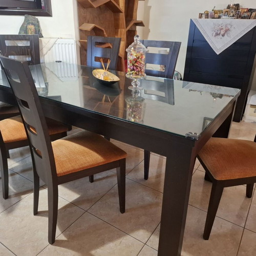 Dining set with six chairs like new, solid beech wood