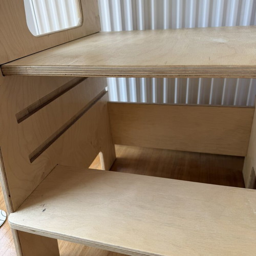 Wooden Montessori Learning Tower, very good condition