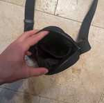 Τσαντάκι Hugo Boss μεταχειρισμένο, σκούρο μπλε