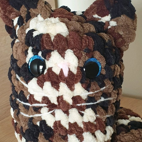 Amigurumi Cat Doll Brown Black Knitted Handmade New