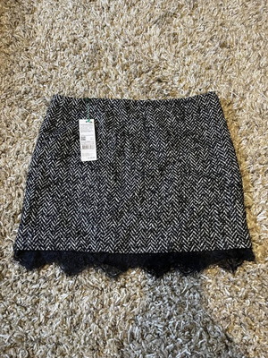 Benetton skirt size S new, black