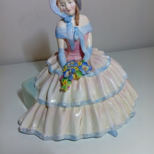 Royal Doulton Daydreams HN 1731 porcelain figurine