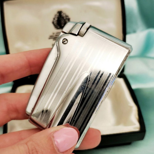 Ronson Varaflame lighter used with original vintage box