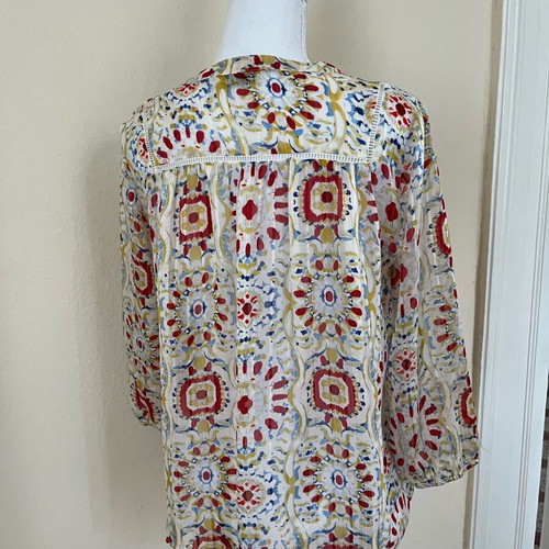 See U Soon blouse like new, white with multicolor pattern