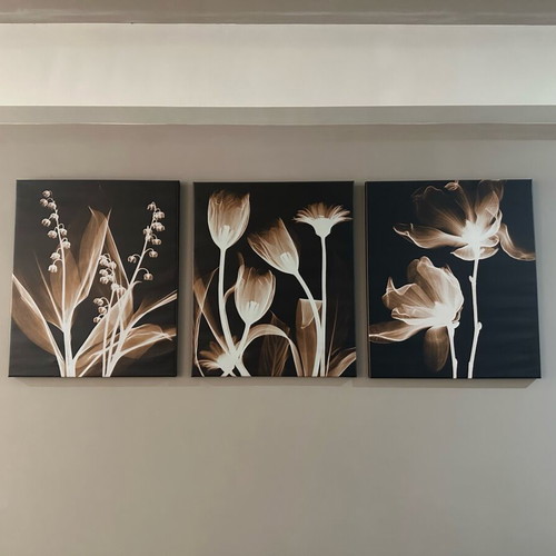 Wall painting in good condition