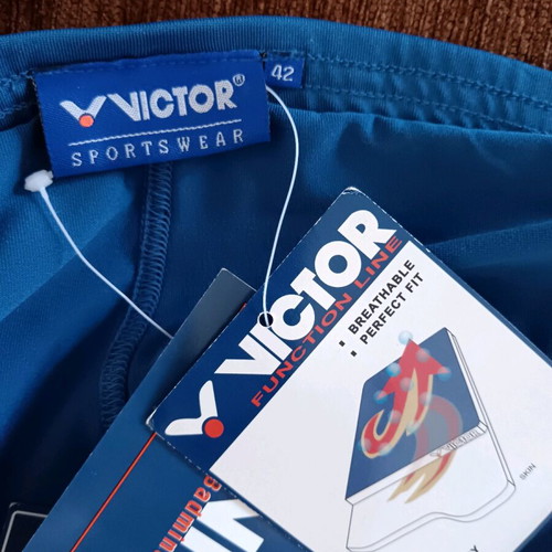 Victor tennis and badminton skirt No 42 blue new with tags