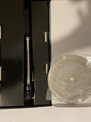 Tempus Sceptre Hookah brand new with glass vase