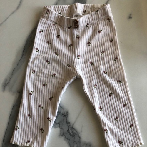Κολάν βρεφικό H&M λευκό φλοραλ μεταχειρισμένο, μέγεθος 3-6m
