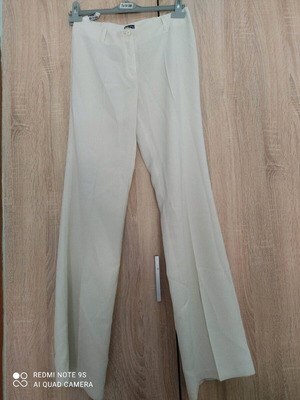 Official cream pants straight fit like new