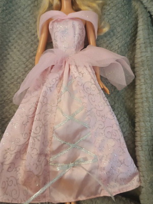 Barbie princess dress used with beautiful details