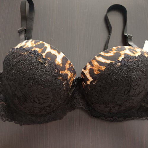 Leopard bra black with tags size 95b European fits 80b new