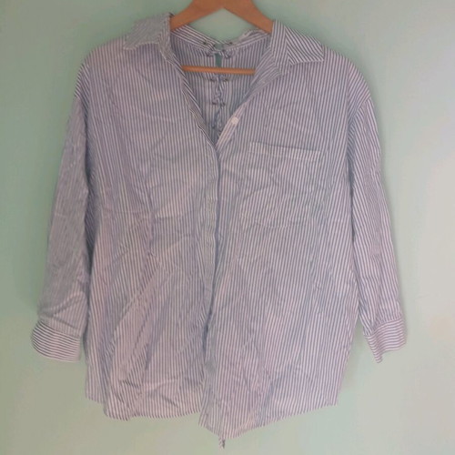 Glamorous shirt like new, size xs/m, white and blue