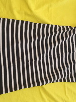 H&M striped dress XS like new, black and white, short tight