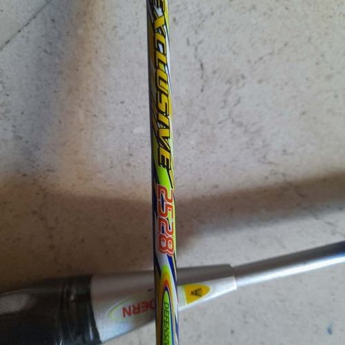 Set of 2 badminton rackets with ball like new