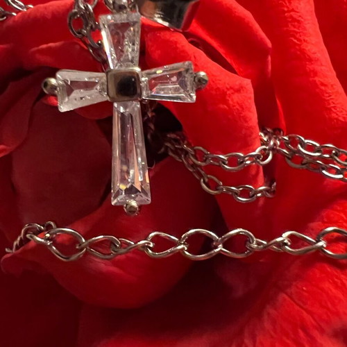 Cross with synthetic zircon small with chain new, steel