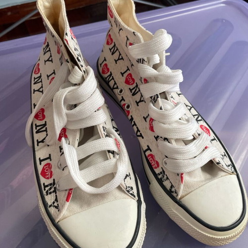 Canvas athletic shoes like new, size 38, white and red