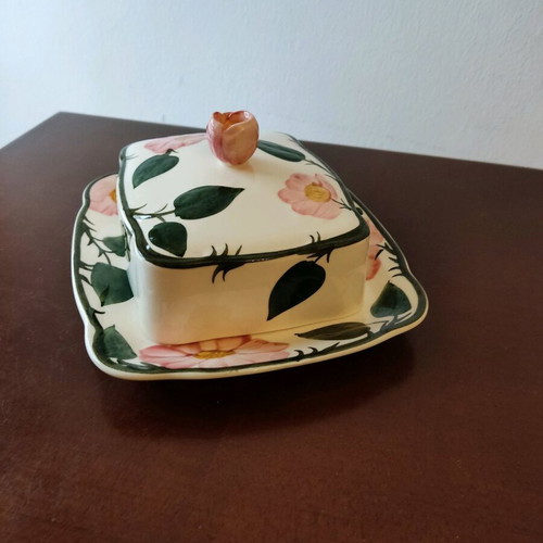 Villeroy & Boch Wild Rose butter dish