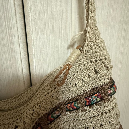 Knitted shoulder bag boho style beige like new