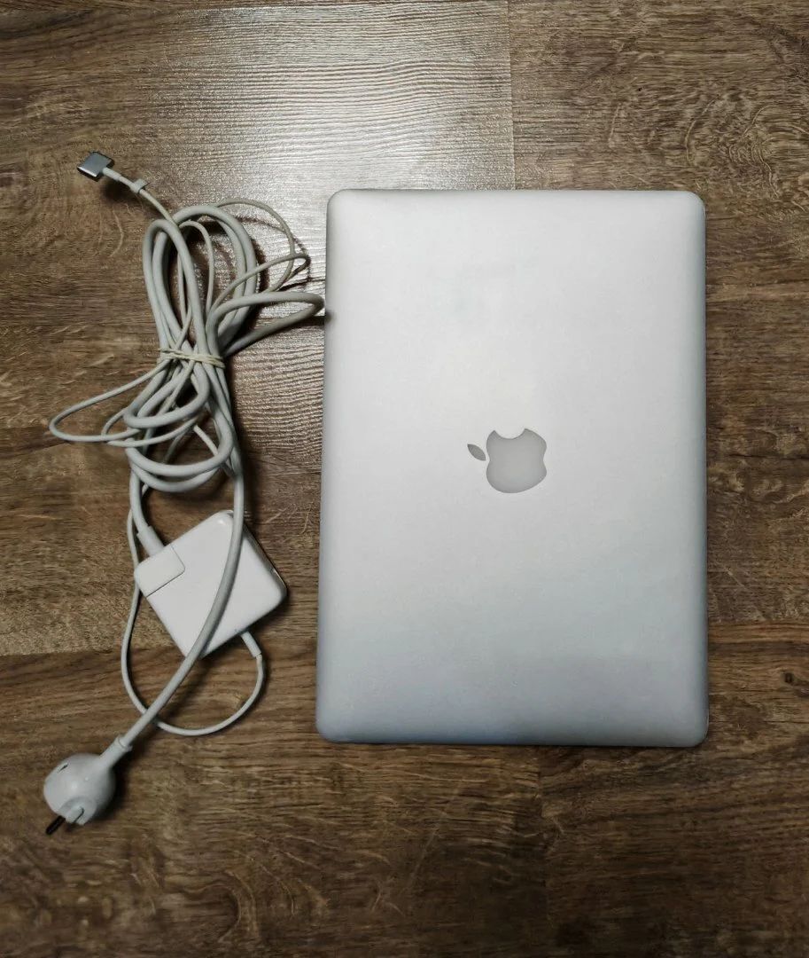 Apple MacBook Air 13
