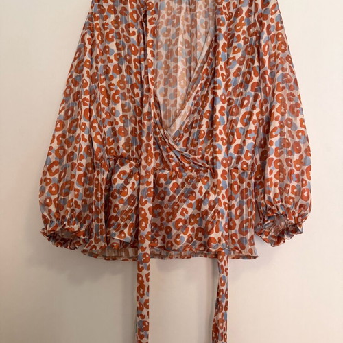 Nejma Leopard Print Wrap Shirt like new, size S/M
